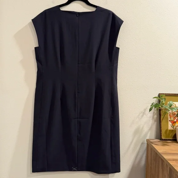 M.M. LaFleur NWT Size 10 Charcoal Maaza 2.0 Sheath Dress Origami Suiting Career - Picture 2 of 7